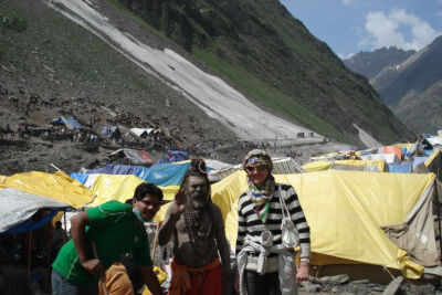 Лагерь паломников на леднике
